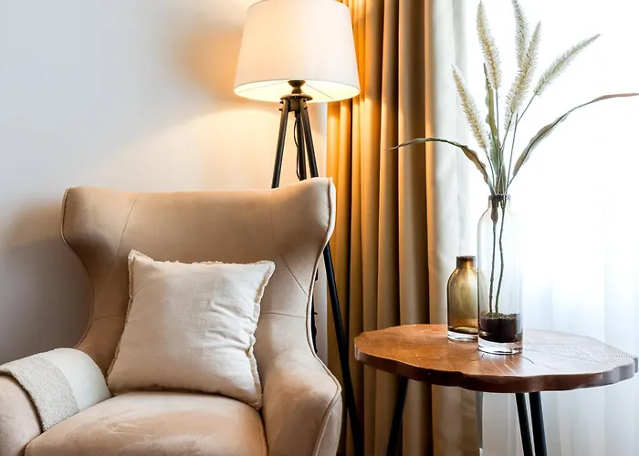 Moderne 1 Zimmer Ferienwohnung Im Landhaus Haffkrug Mit Terrasse, Gartenblick Und Parkplatz In Ruhiger Lage